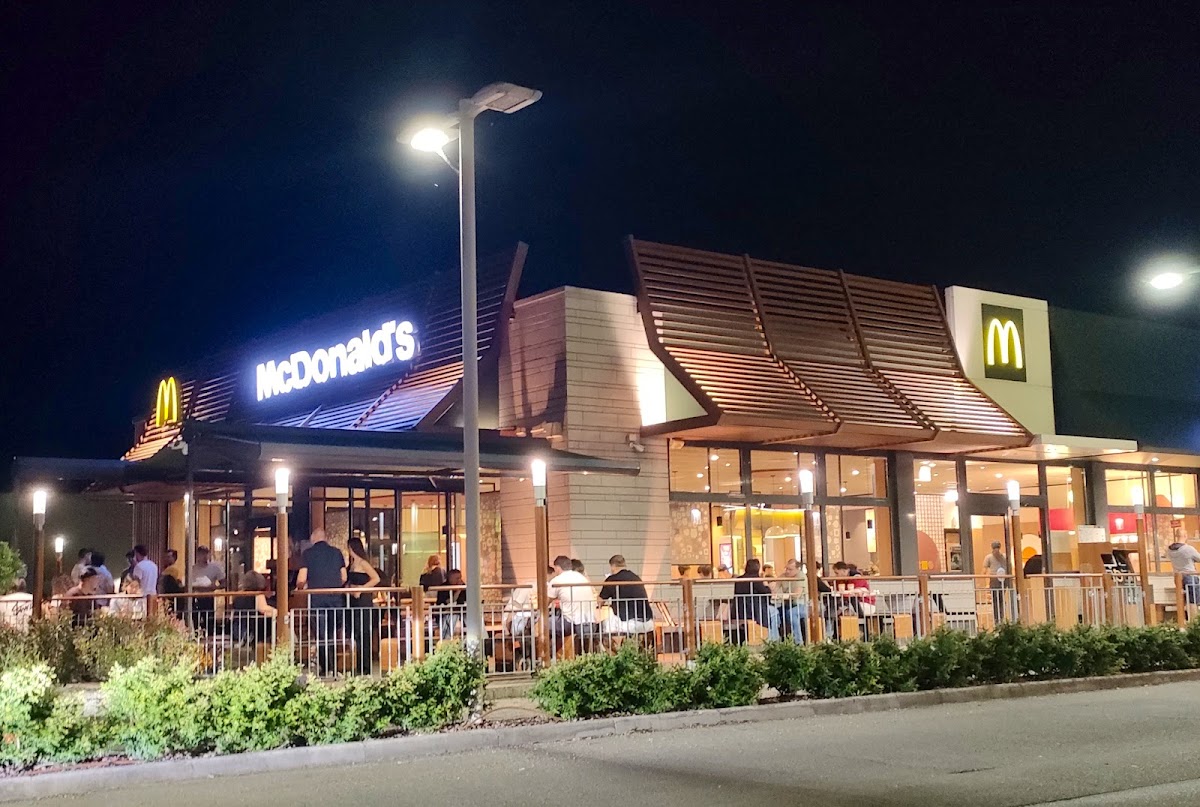 McDonald's Curtatone Photo 3