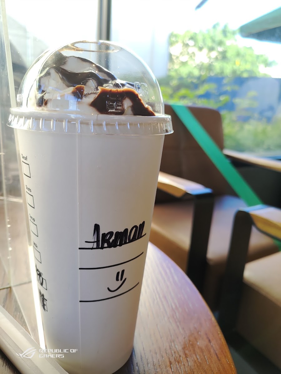 Starbucks Diversion Road Photo 5