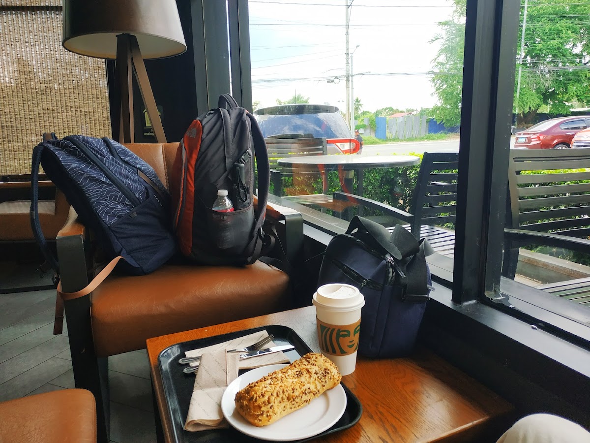 Starbucks Diversion Road Photo 6