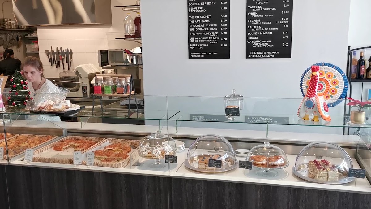 Pirojki Café-Boulangerie Photo 2
