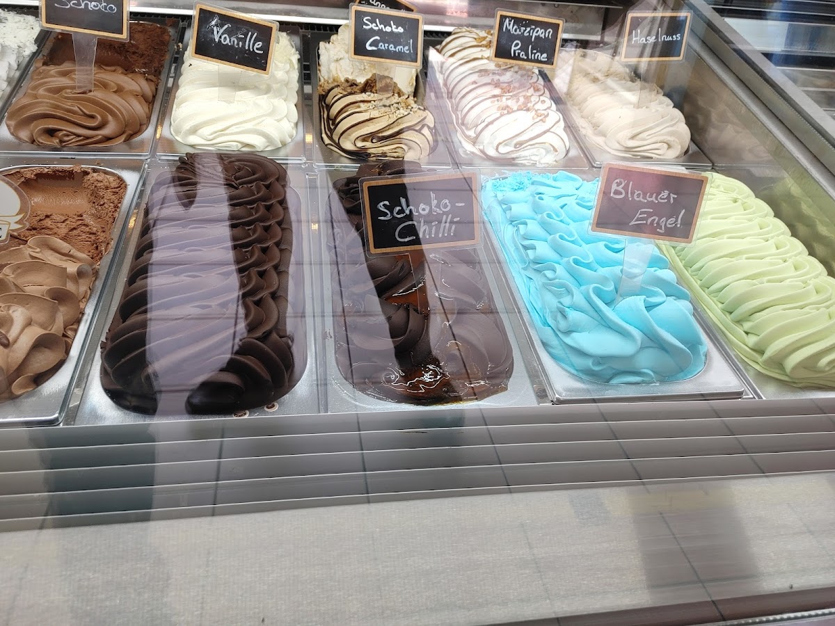 Eiscafe Papatya Photo 9