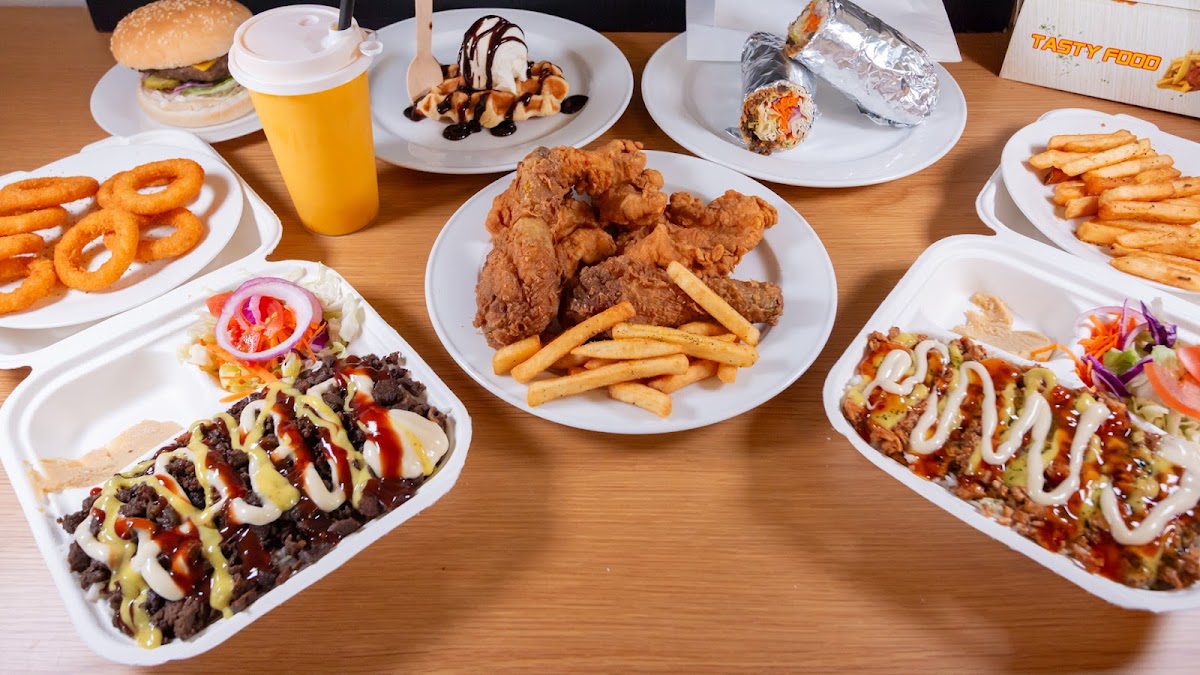 Gateway Cafe & Kebab Photo 3