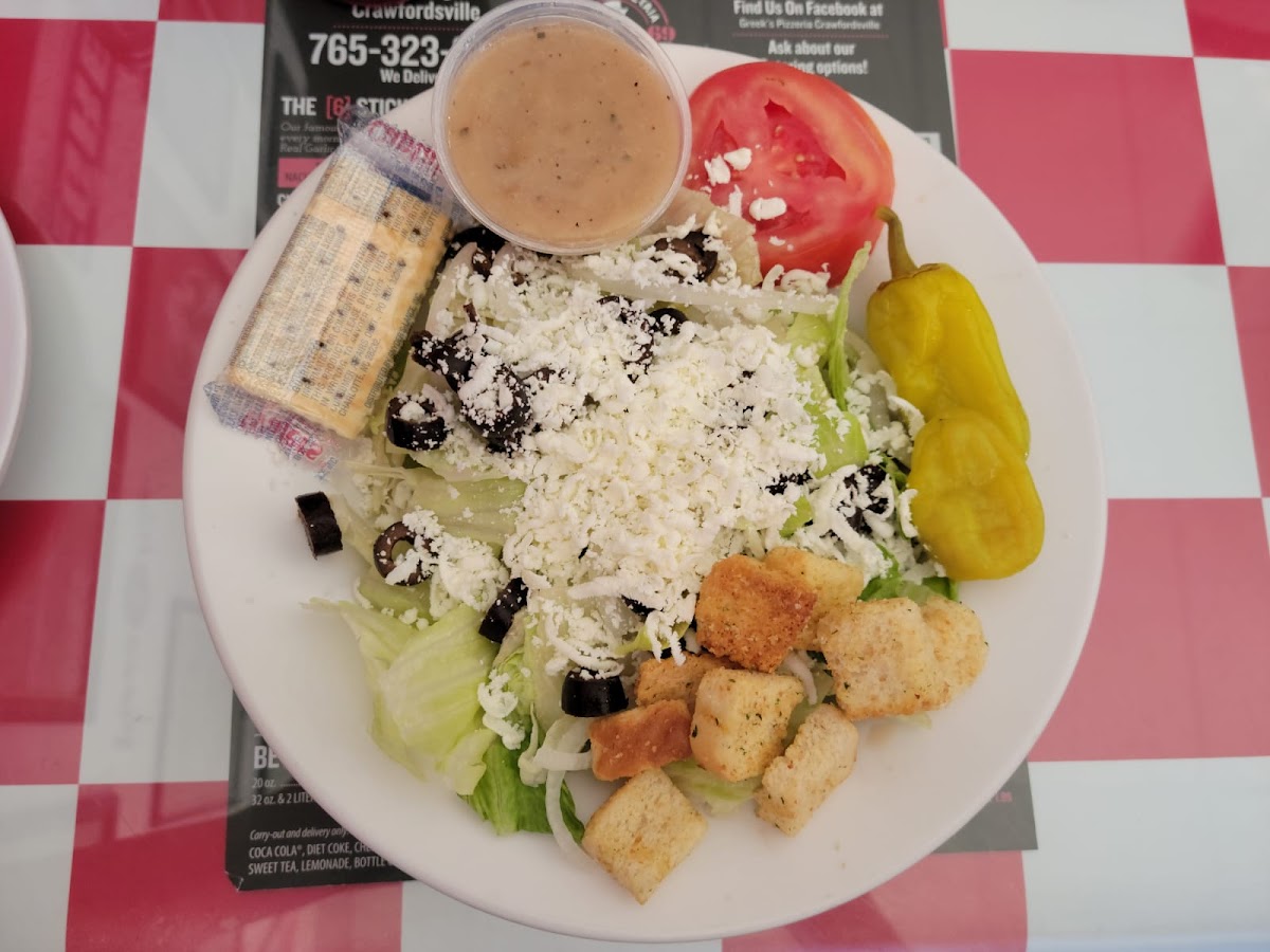 Greek's Pizzeria Photo 4