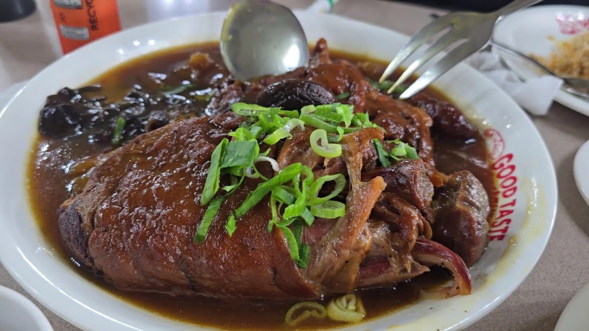 GOODTASTE RESTAURANT Photo 2