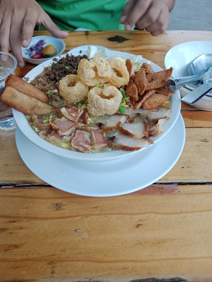 Lomi Na Ugong Valenzuela Photo 9