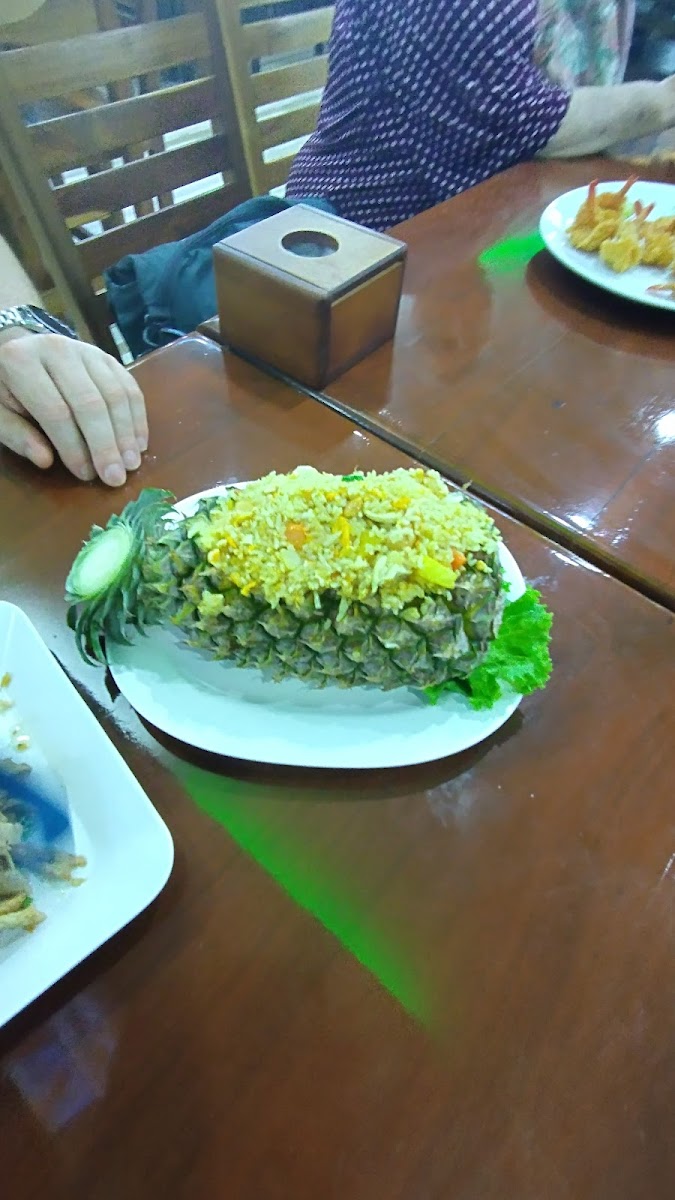 Song Pee Nong 2 Photo 7