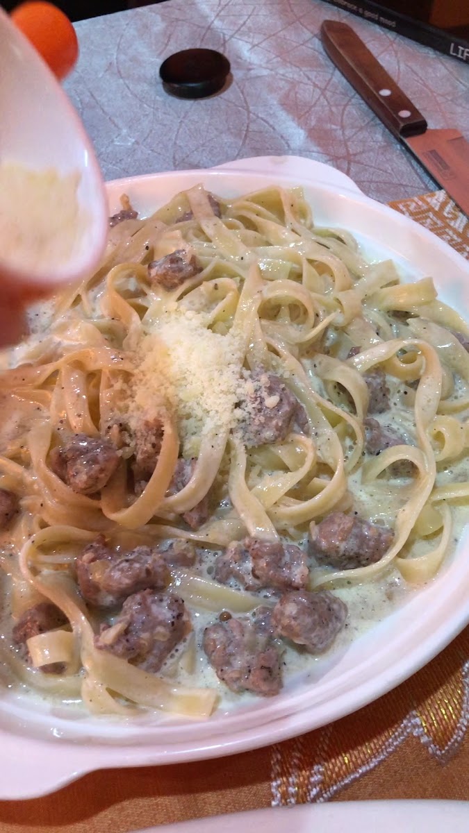 PASTA E BASTA Italian restaurant Photo 2