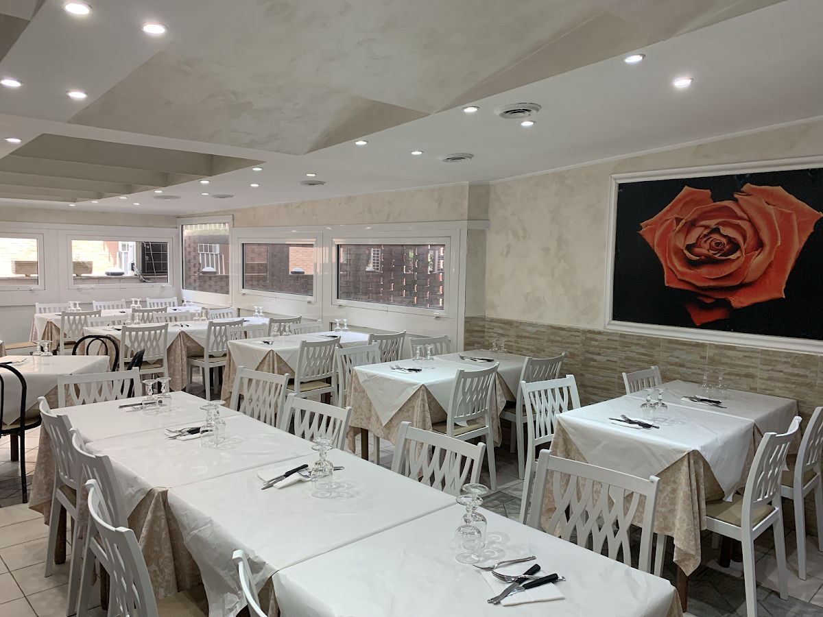 Ristorante pizzeria La rosa rossa forno a legna