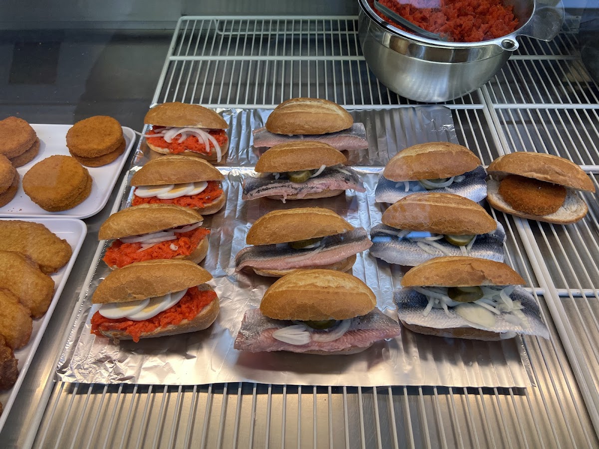 Henry's Fisch Imbiss Photo 10
