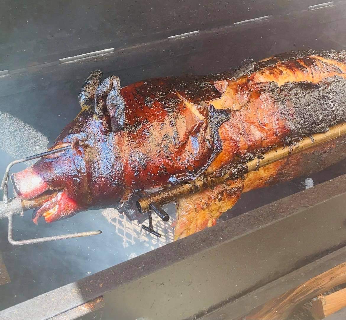 Chiefs smokin BBQ Photo 7