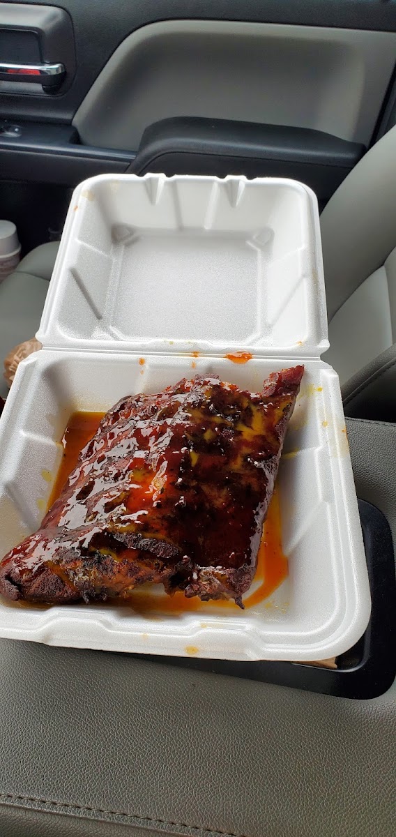 Chiefs smokin BBQ Photo 9