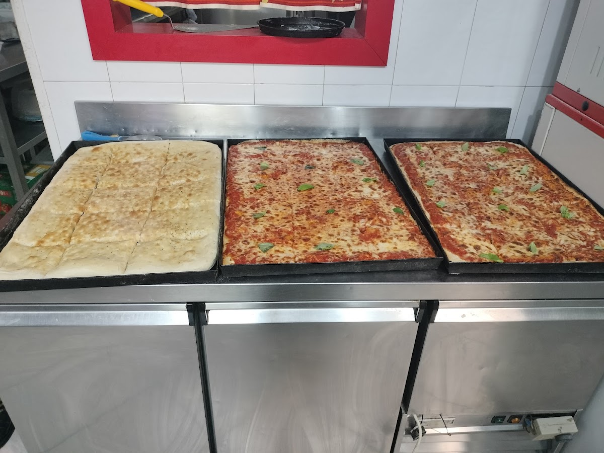 Pizzeria Kebab LA DELIZIA Photo 7