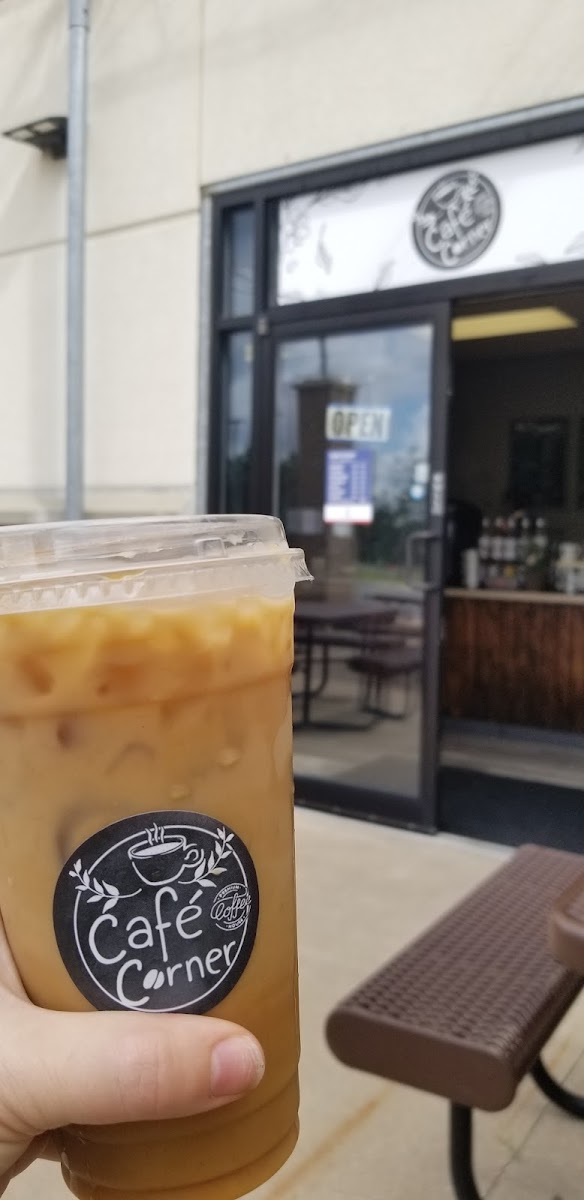 Cafe Corner LLC Photo 6