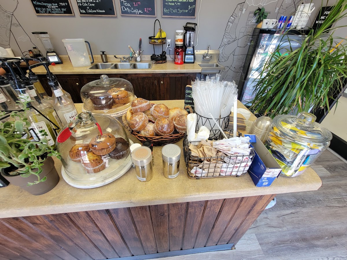 Cafe Corner LLC Photo 8