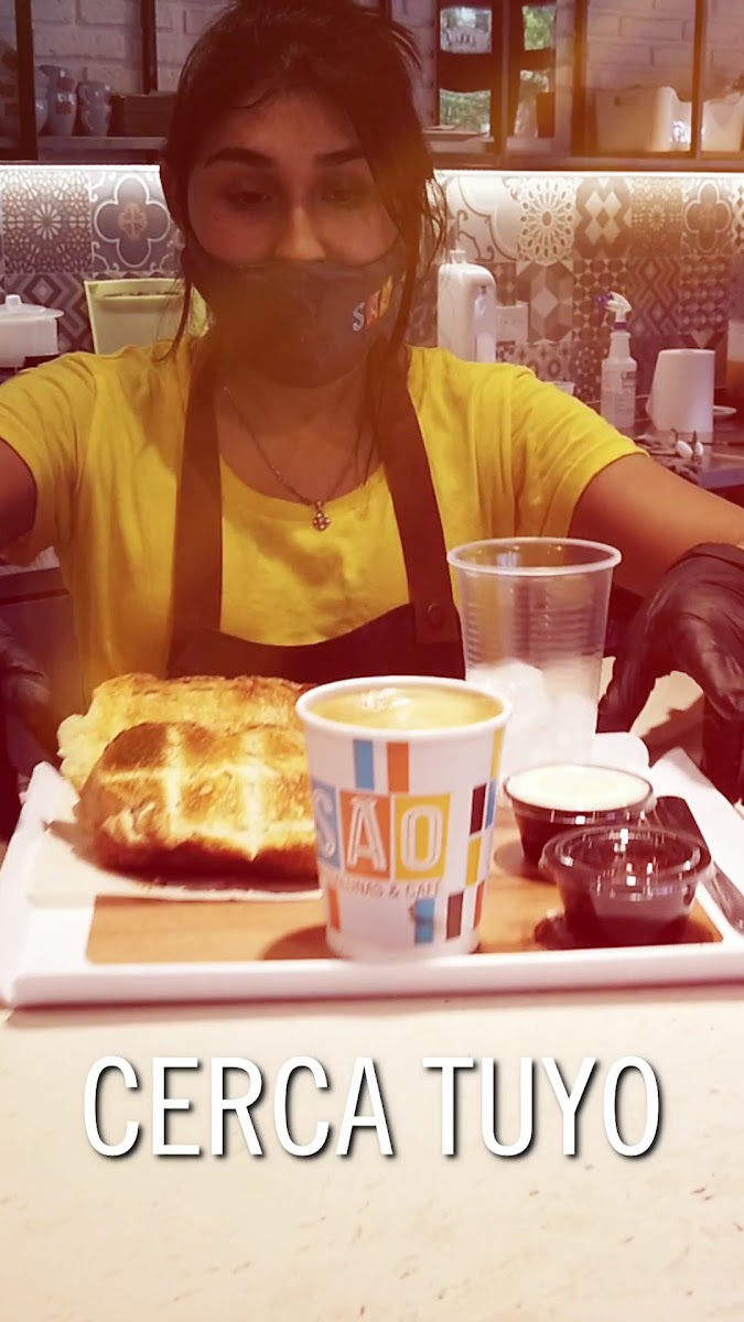 SÃO Medialunas y Café