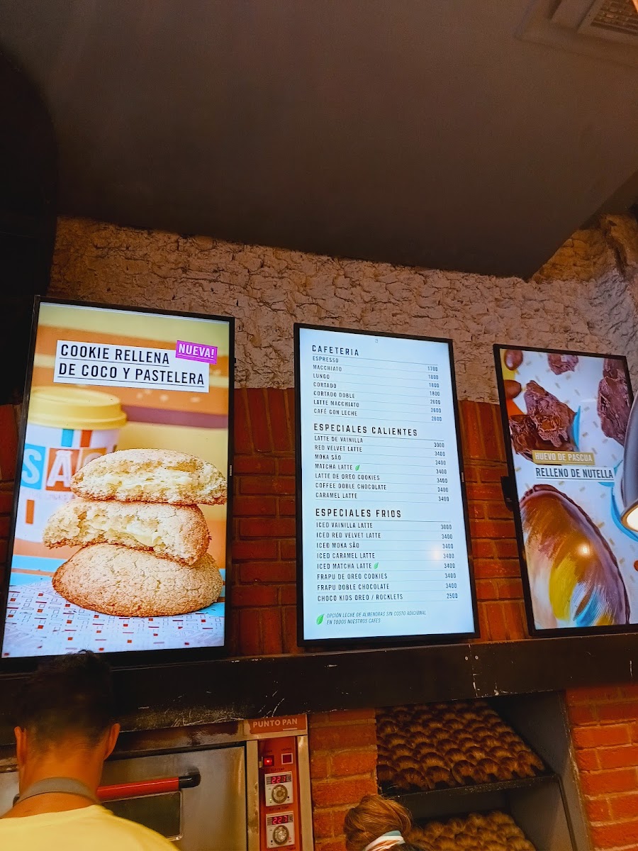 SÃO Medialunas y Café Photo Menu 1