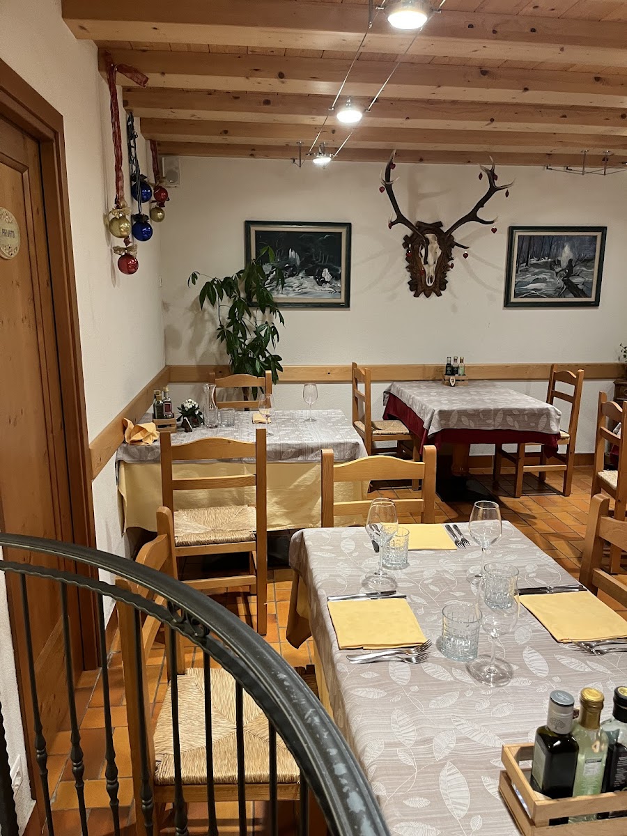 Carla's Bar Restaurant