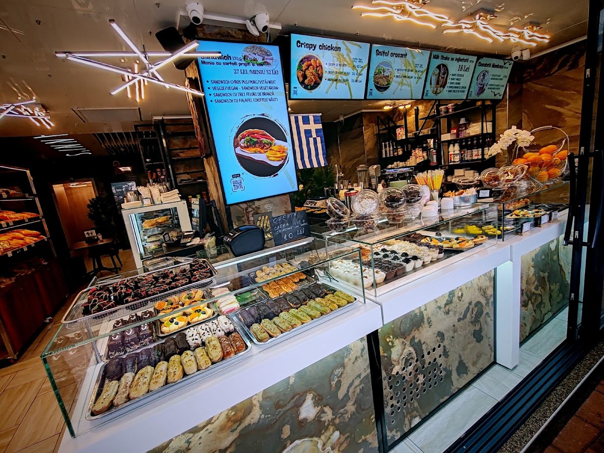 Yannis Greek Grill & Bakery Non Stop