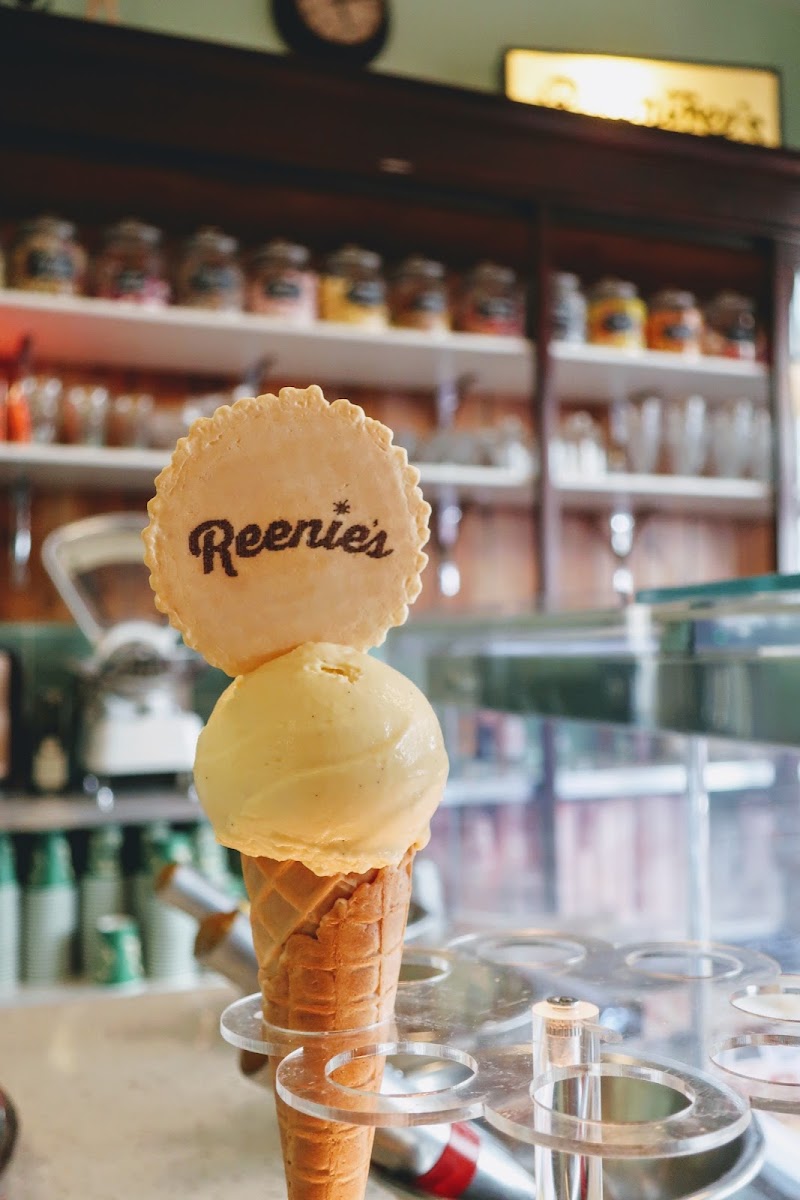 Reenie's Ice Cream Bar Photo 9