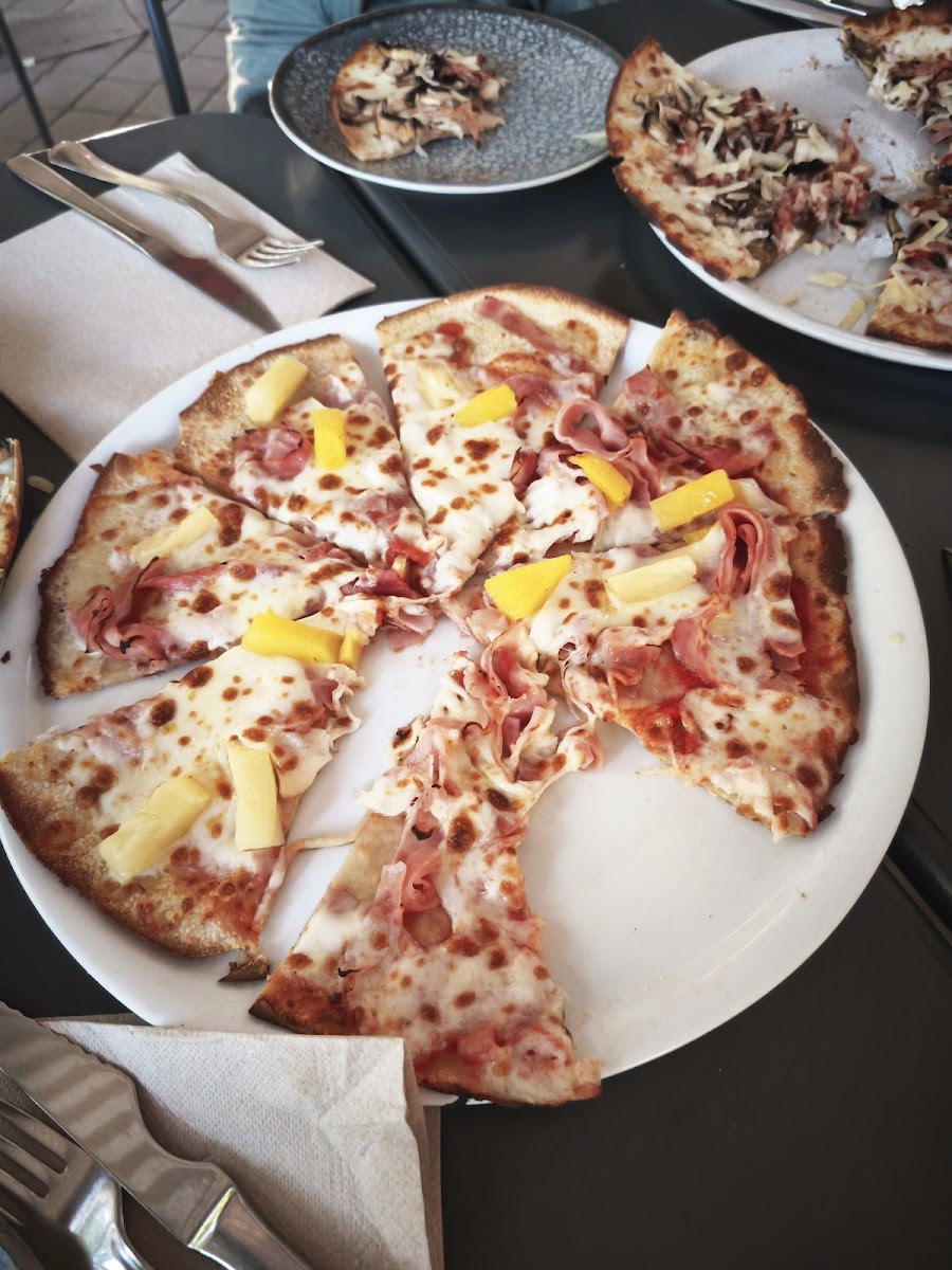 Pizzería La Margherita Photo 3