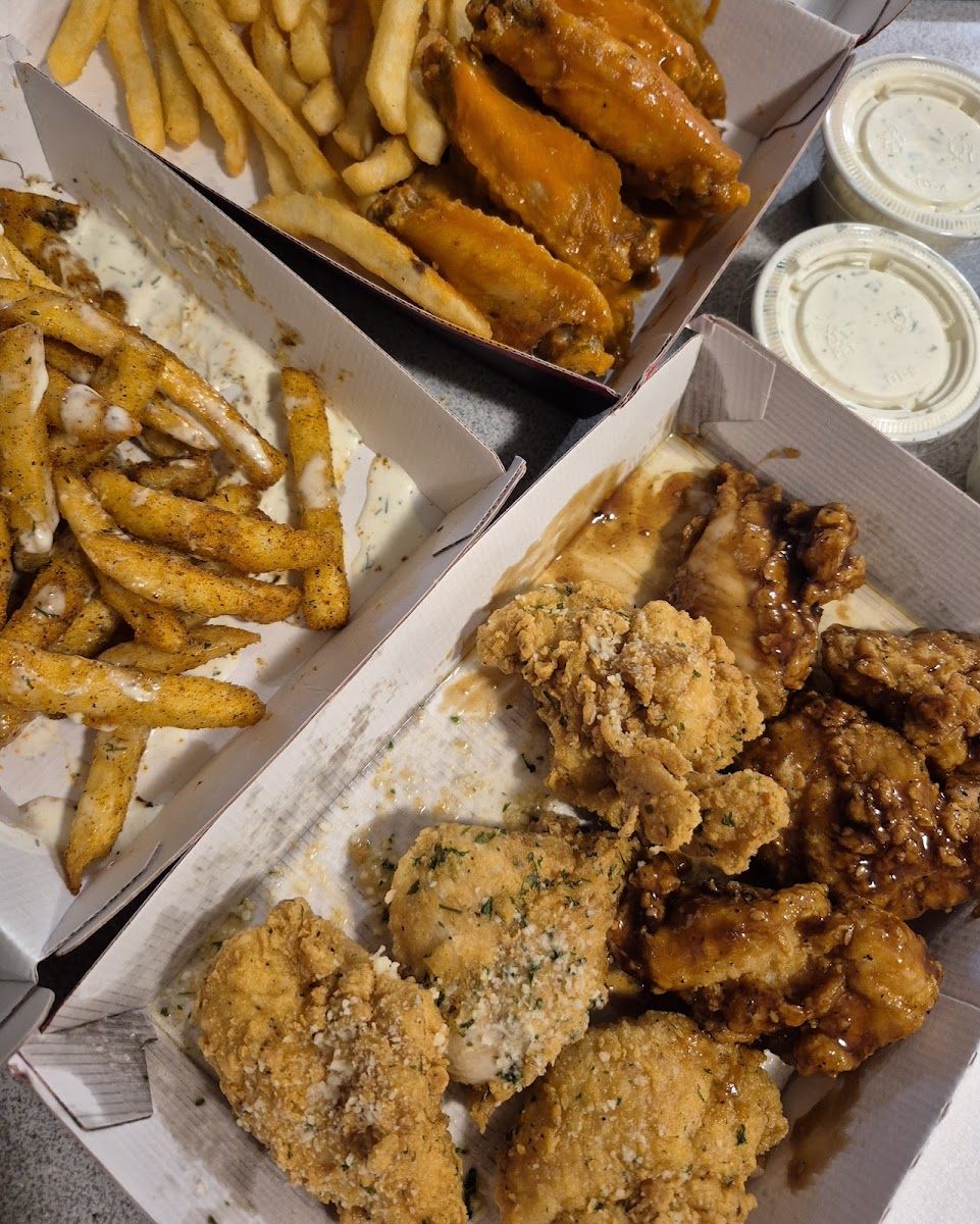 Wing Snob Photo 3