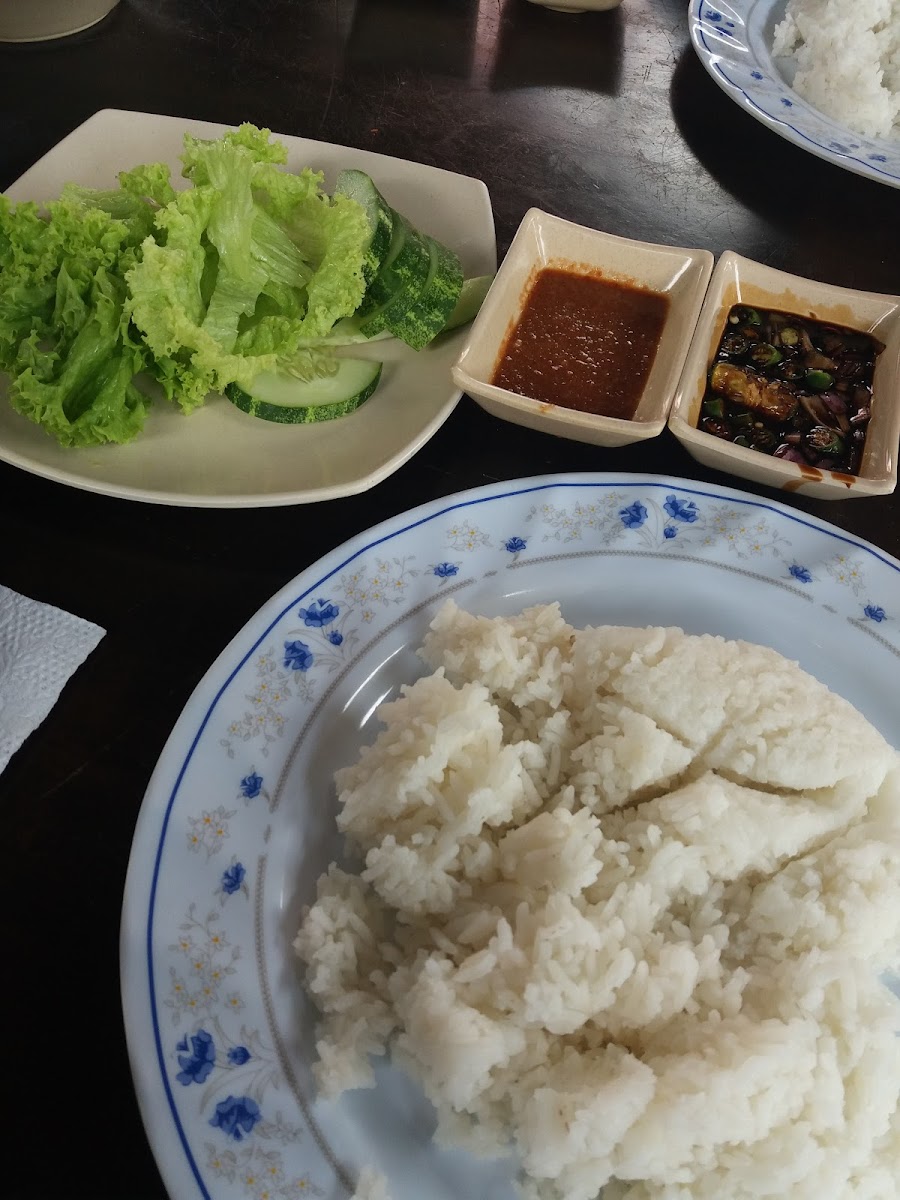 Restoran Bawal Goreng Pokok Cheri Photo 6