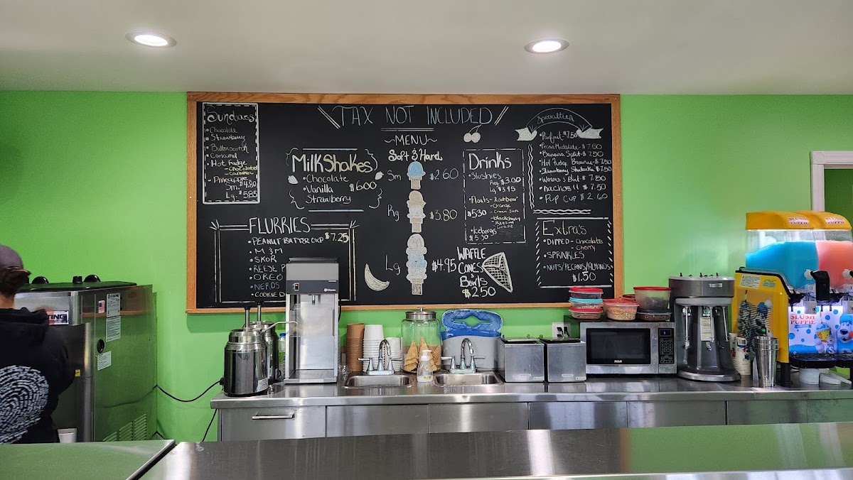 Ice cream shop Photo 6