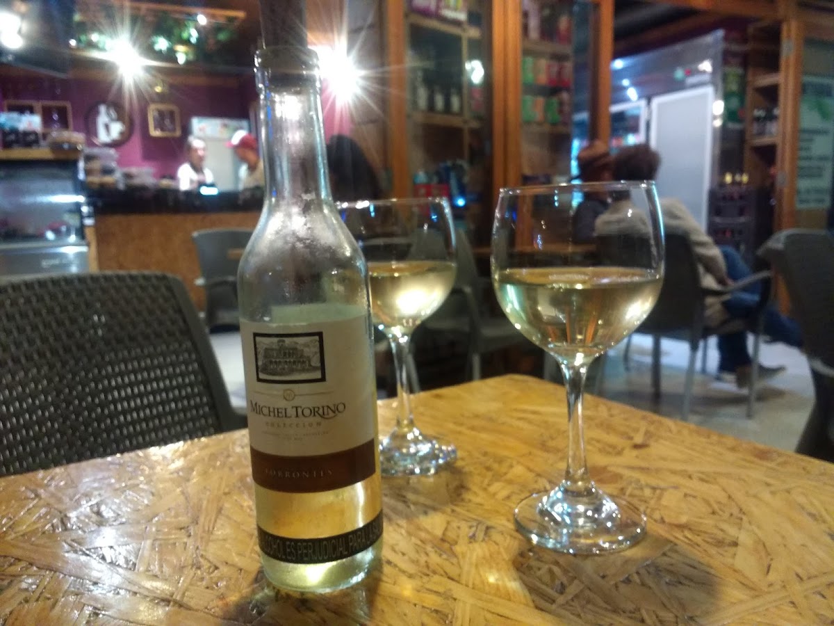 Del Porto Café Pasta Vino Photo 9