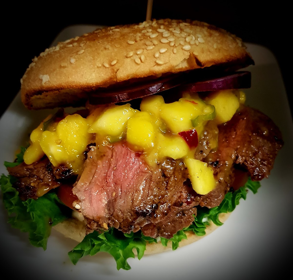 Tasch Burger Bar Photo 3