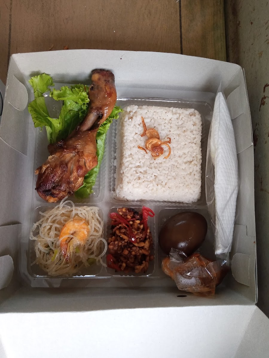 Makanan Khas Jogja Gudeg Bu Asri