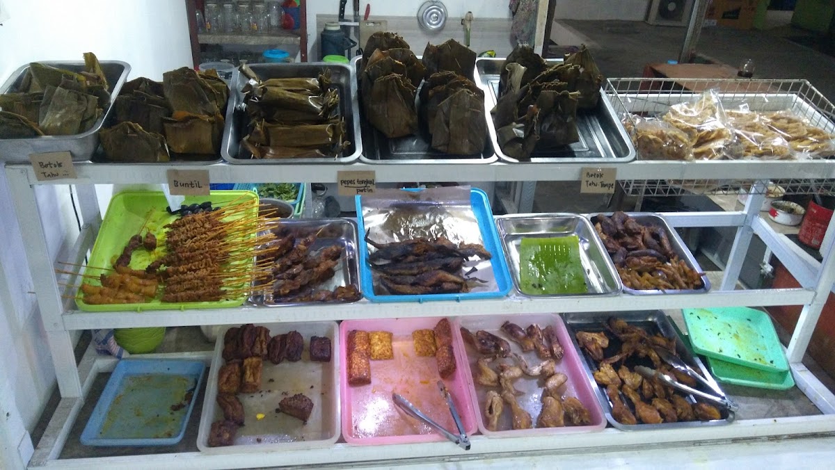Makanan Khas Jogja Gudeg Bu Asri Photo 5
