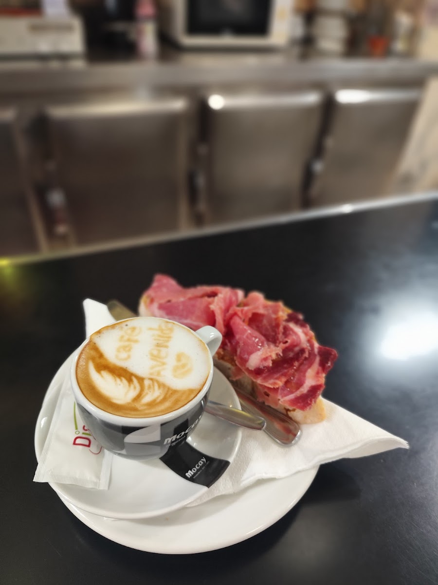 Café Bar Avenida_O'Recanto Photo 7