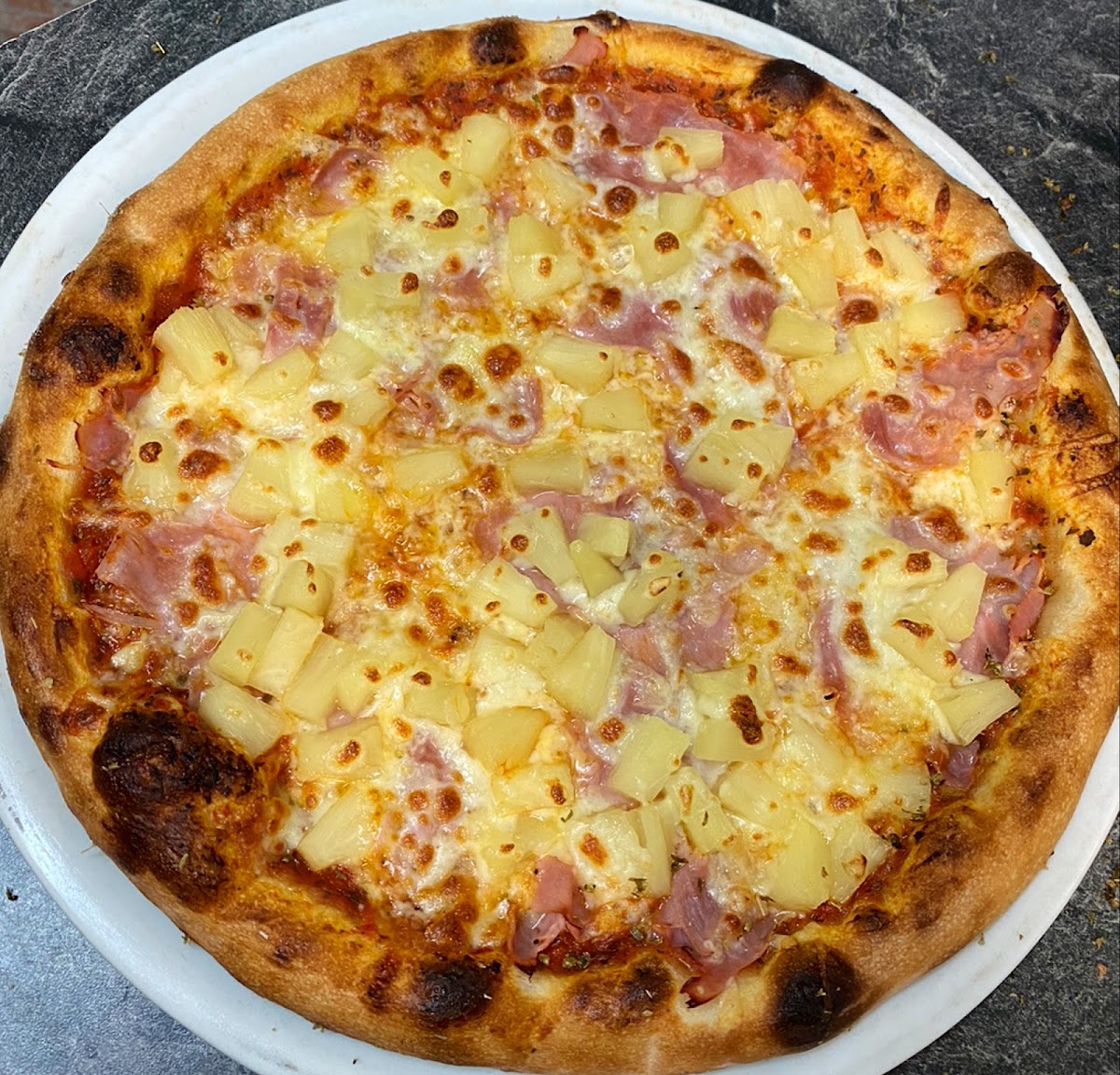 Pizza Etna Photo 8