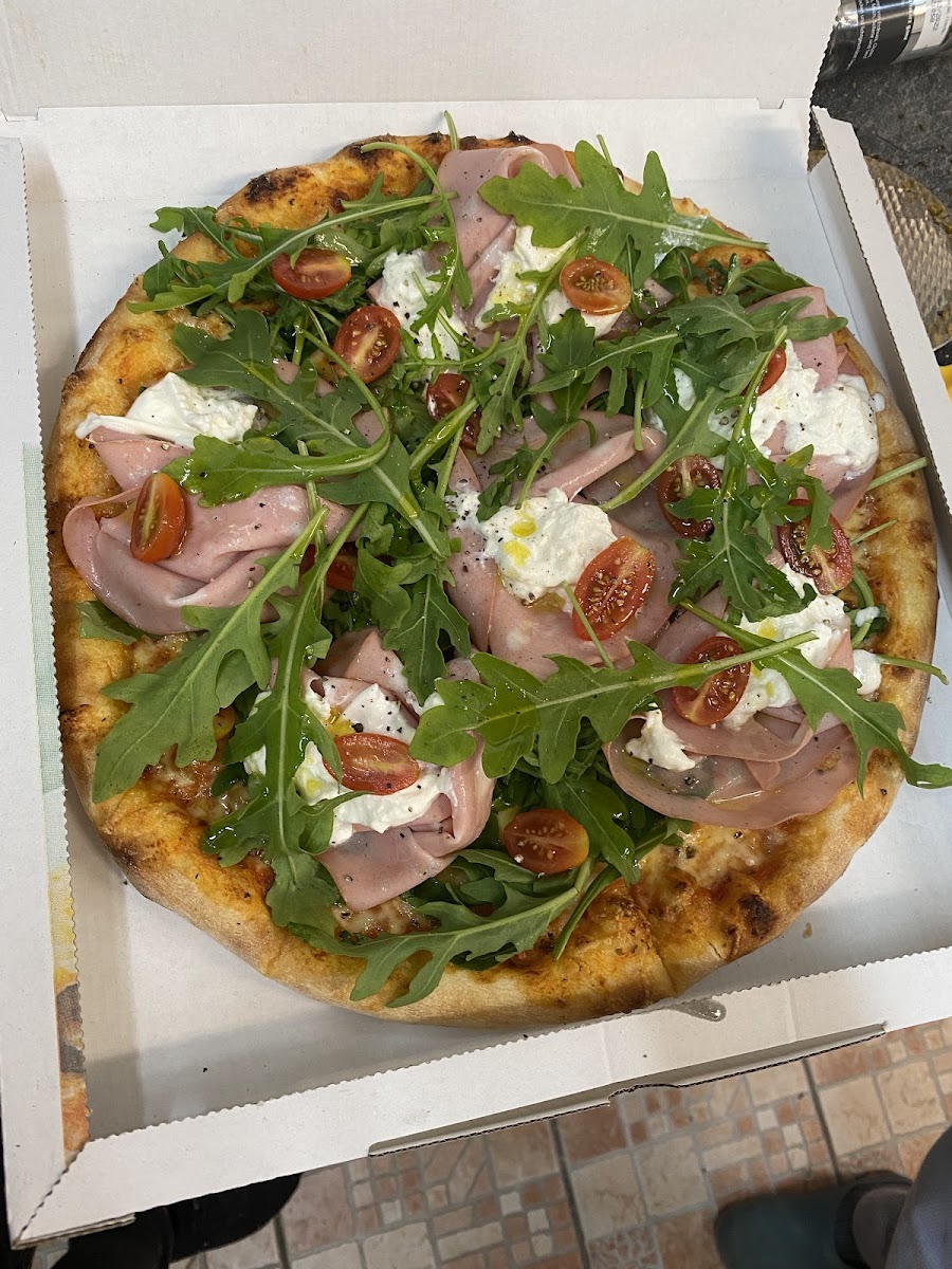 Pizza Etna Photo 9