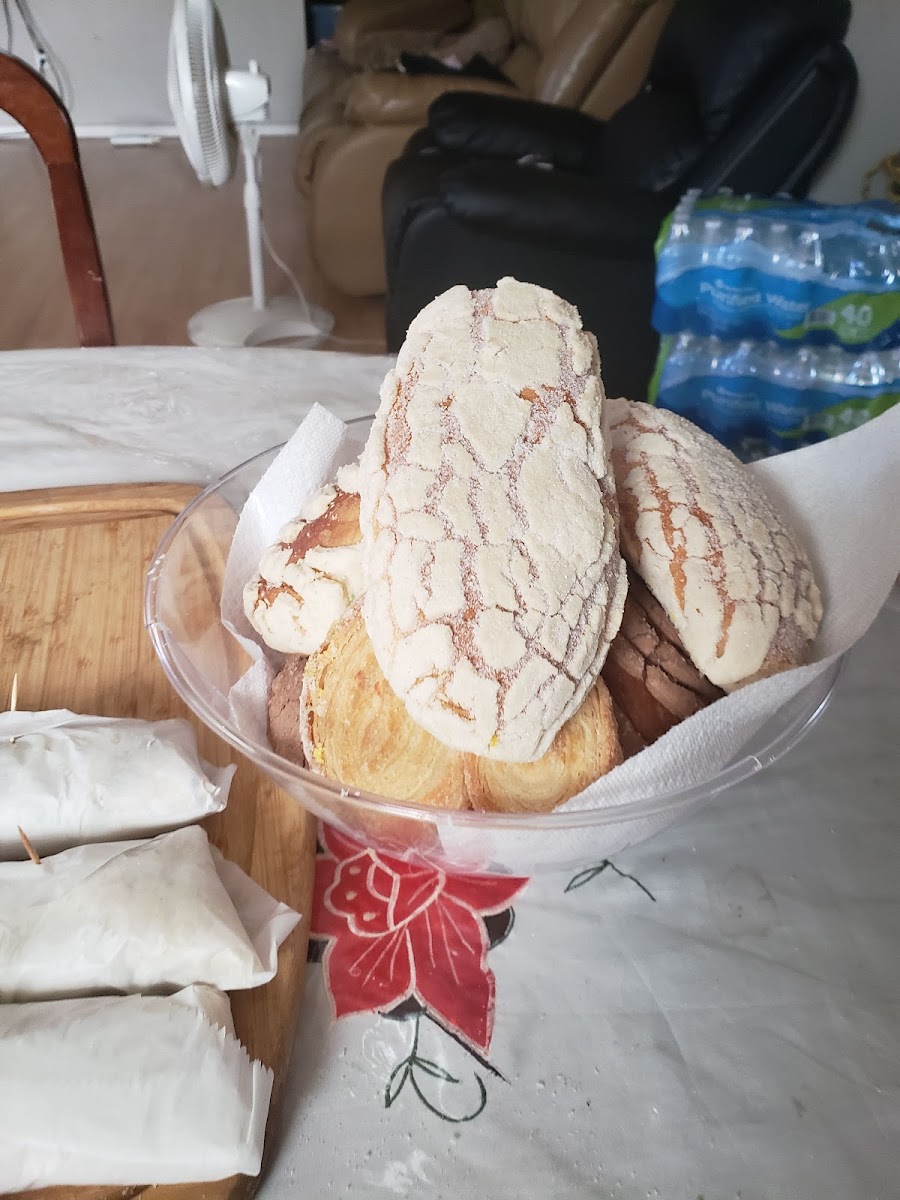 Panaderia La Fe Photo 5