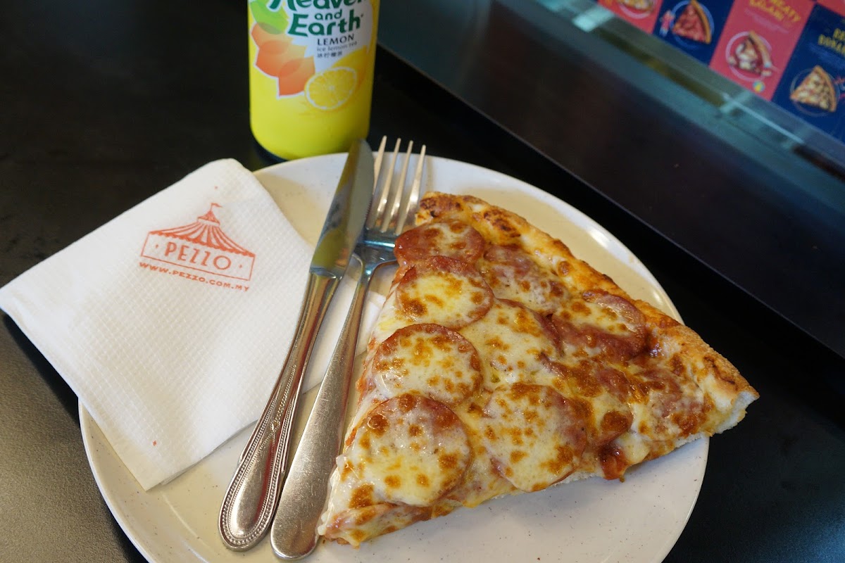 PEZZO @ Centre Point Photo 8