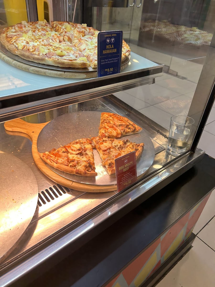 PEZZO @ Centre Point Photo 9