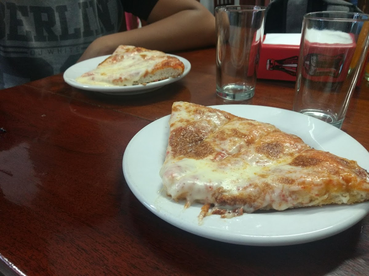 Pizzeria Belgrano Photo 8