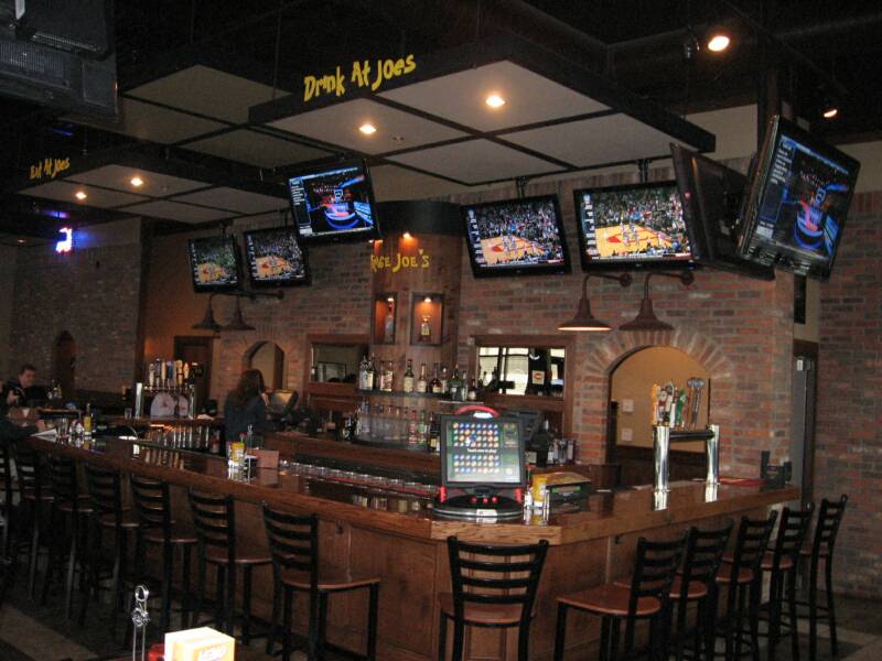 Joe's Pub New Albany Photo 9