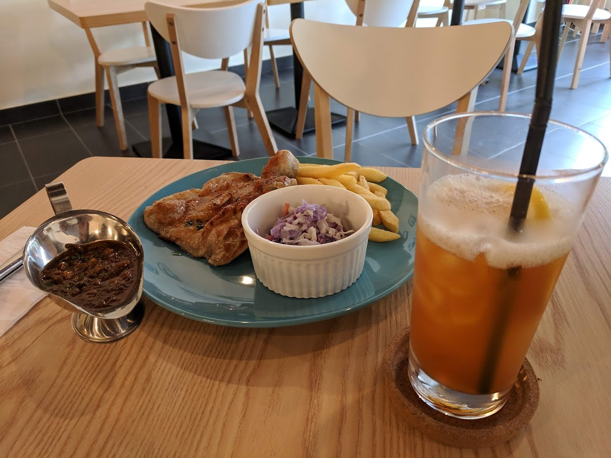 Foodies Trap Photo 6
