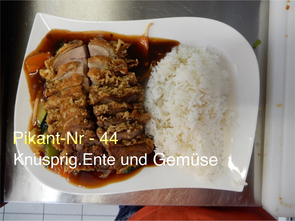 Asia Kitchen Photo 9