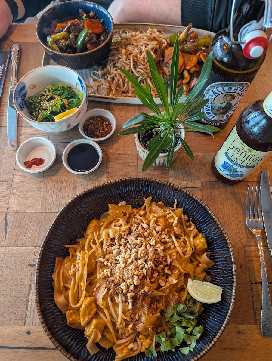 Wok on Fire Photo 8