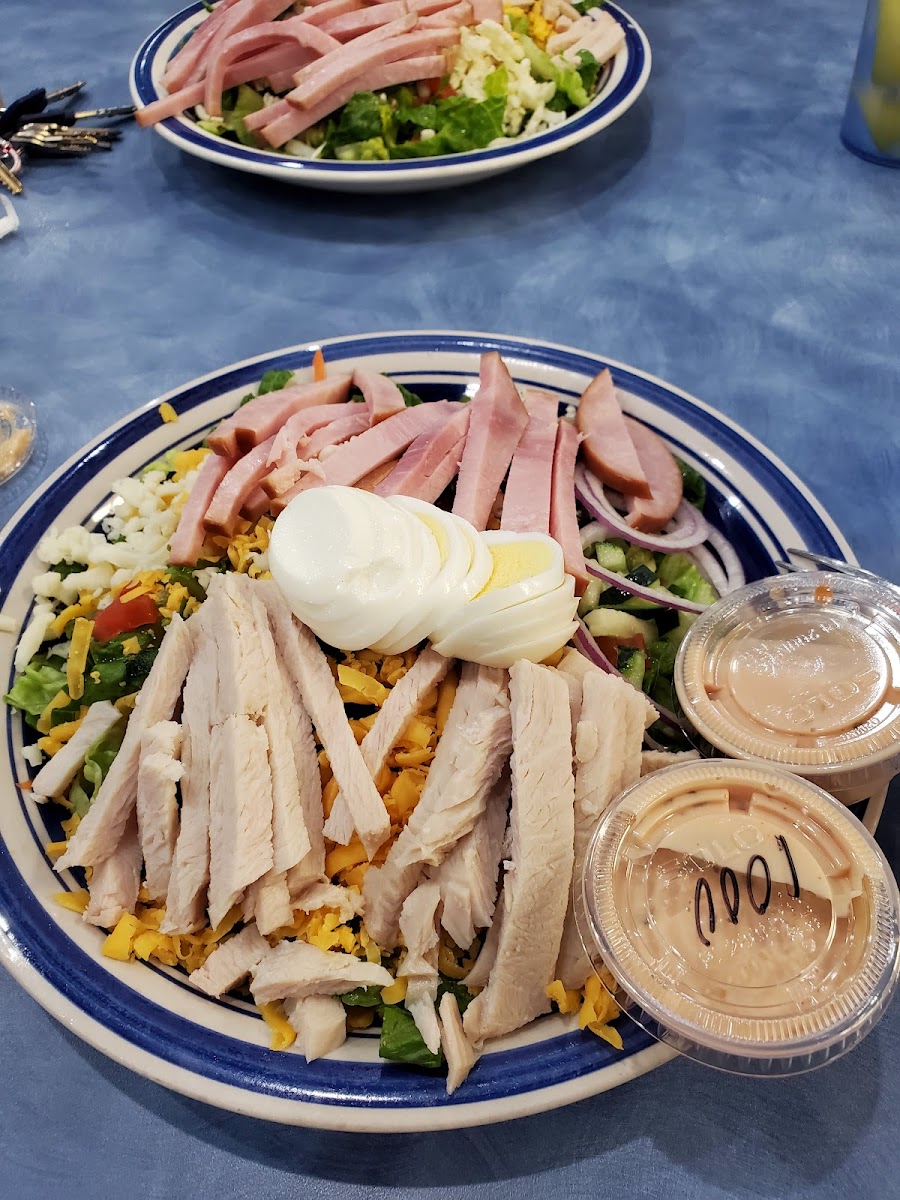 George's Lakeview Café Photo 8