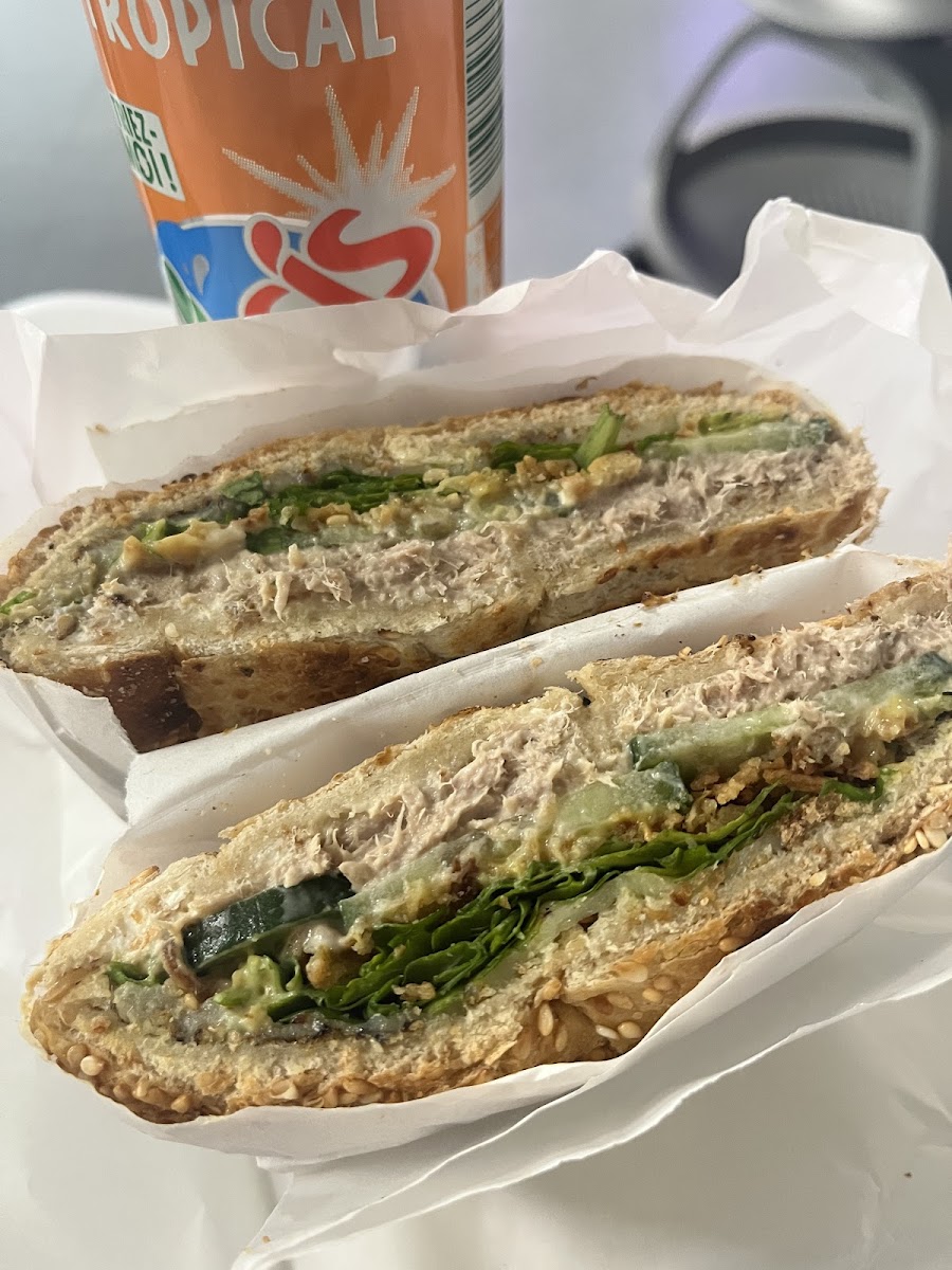 Bagel & Cream Photo 5