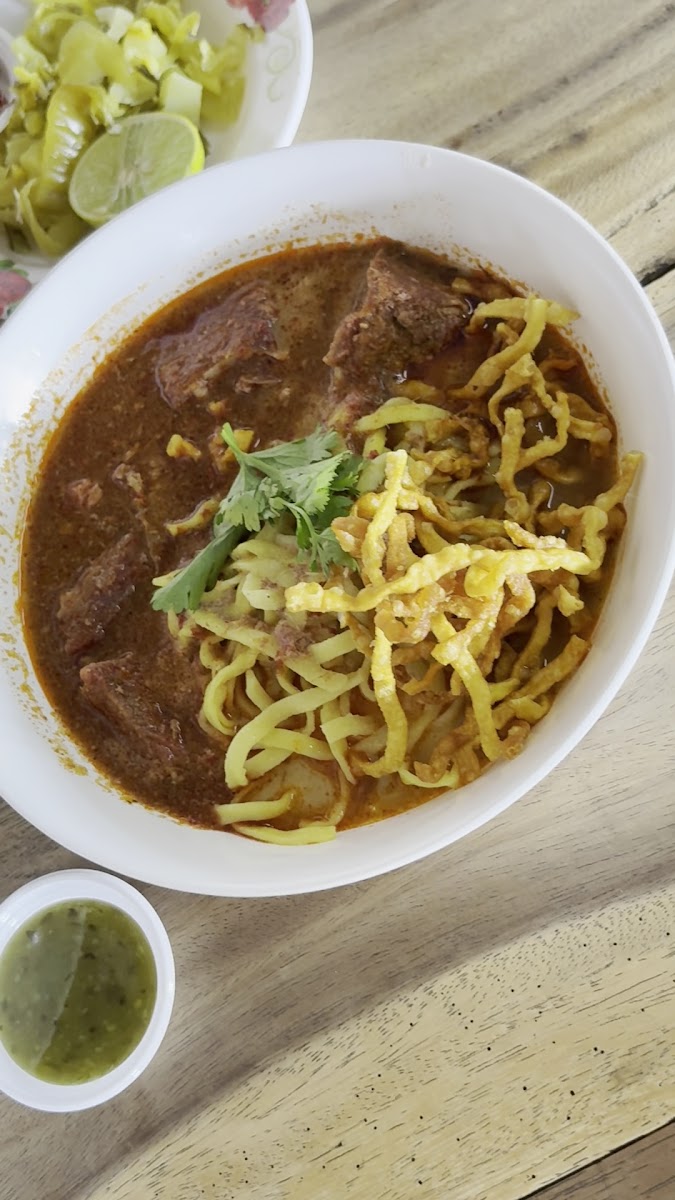 Khao Soi Mae Manee 2 Photo 2