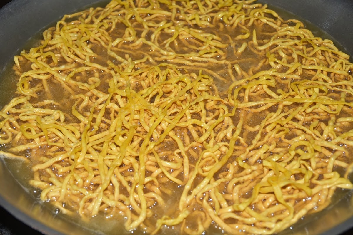 Khao Soi Mae Manee 2 Photo 8