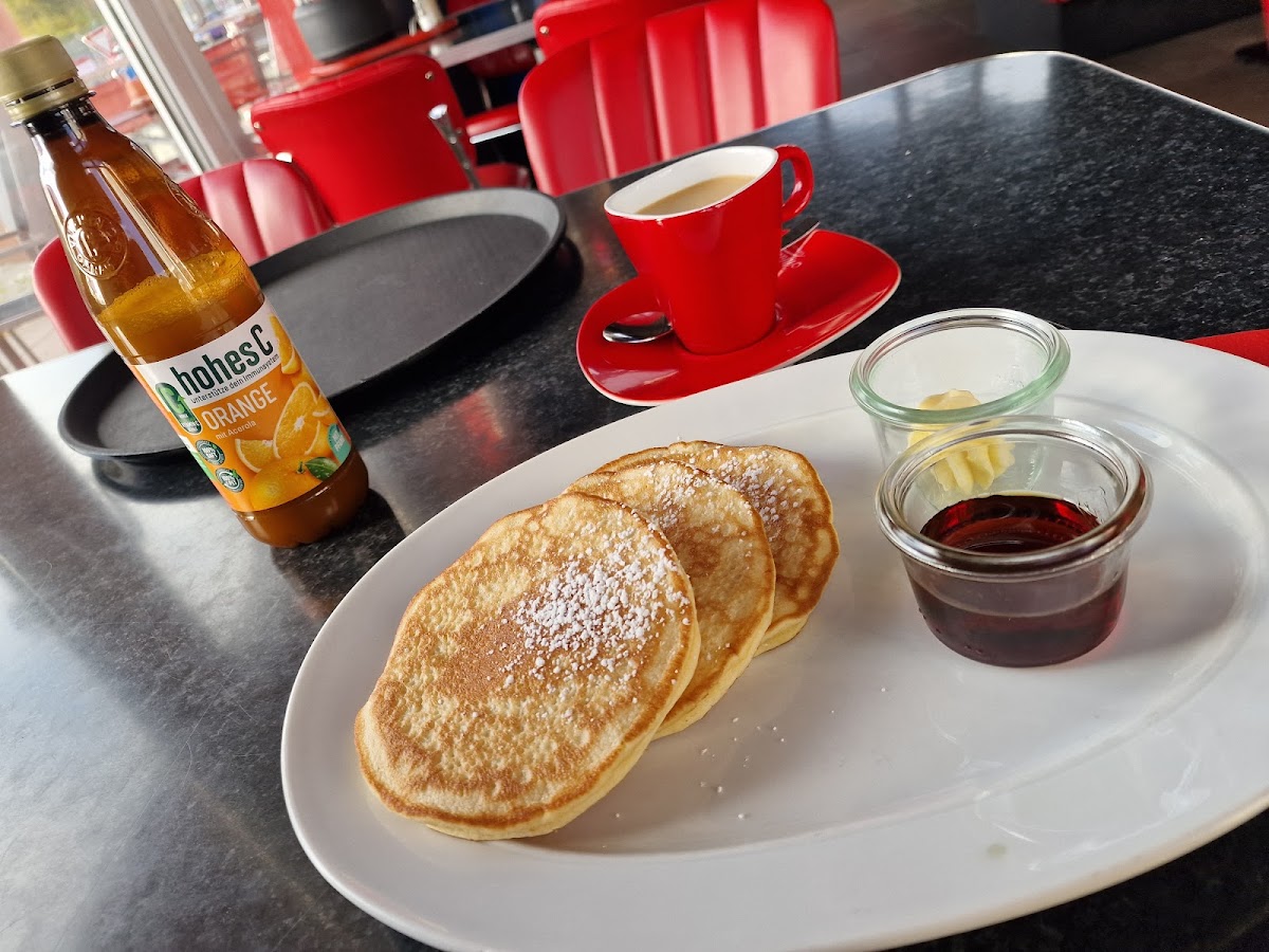 Devil's Diner Photo 6