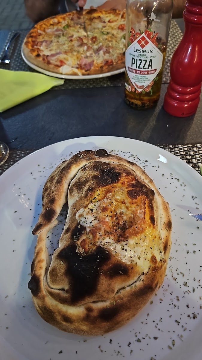 Pizzeria Ins & Bistro 10 Photo 4