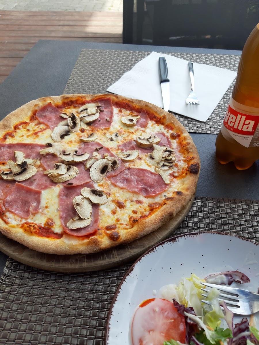 Pizzeria Ins & Bistro 10 Photo 5
