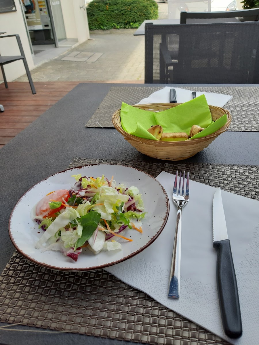 Pizzeria Ins & Bistro 10 Photo 8